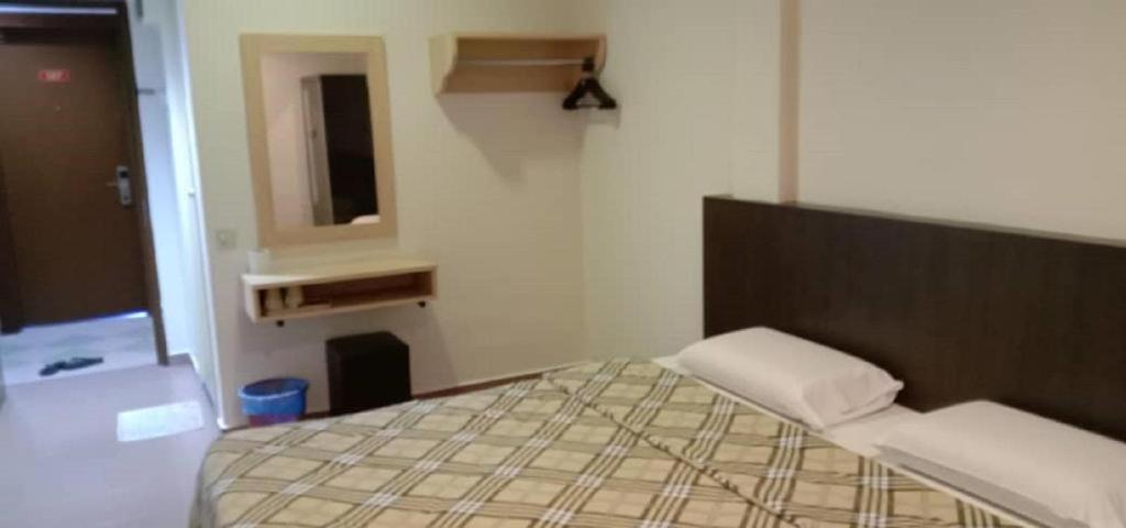 G Six Hotel Sitiawan Exterior foto