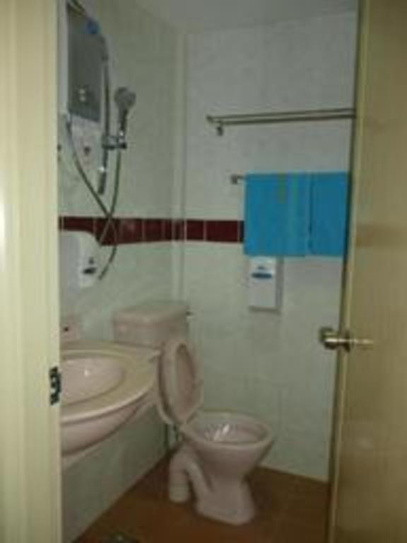 G Six Hotel Sitiawan Exterior foto