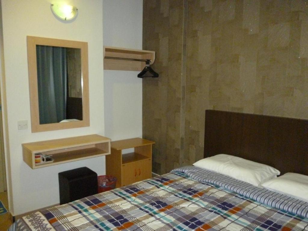 G Six Hotel Sitiawan Exterior foto