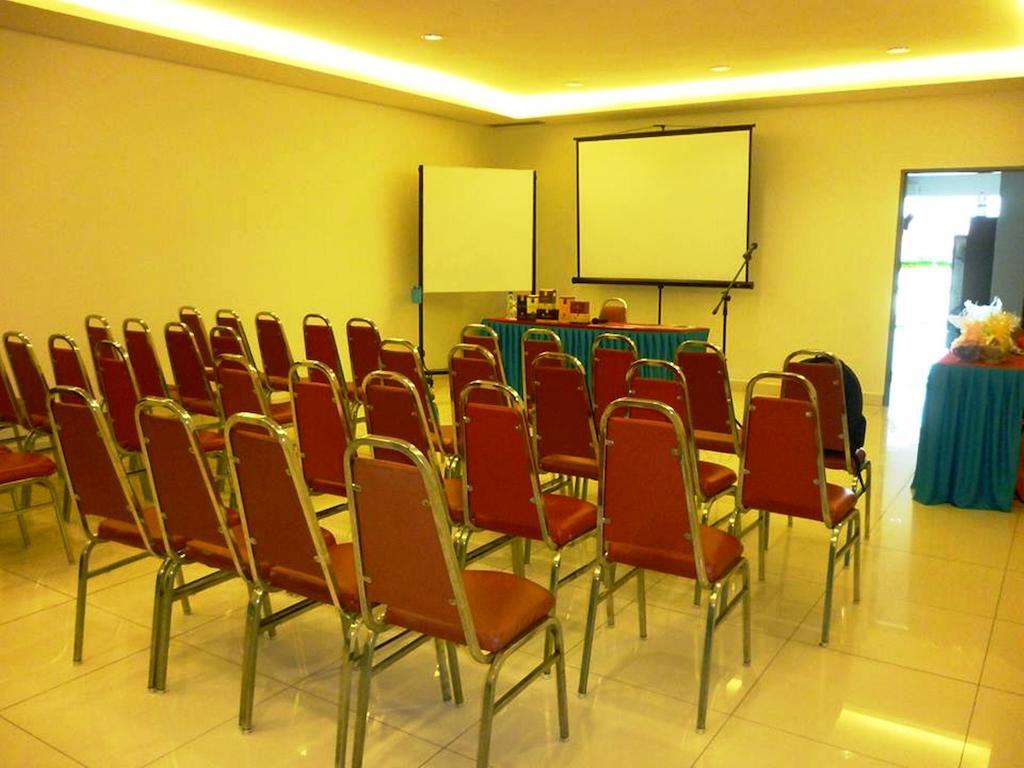 G Six Hotel Sitiawan Exterior foto