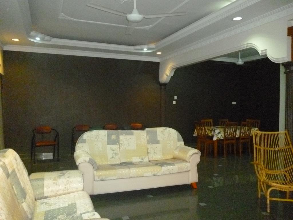 G Six Hotel Sitiawan Exterior foto