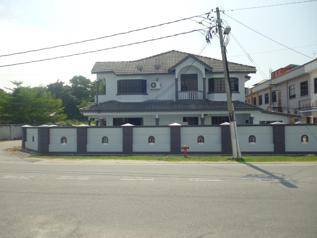 G Six Hotel Sitiawan Exterior foto