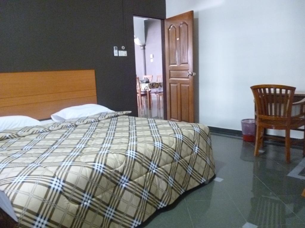 G Six Hotel Sitiawan Exterior foto