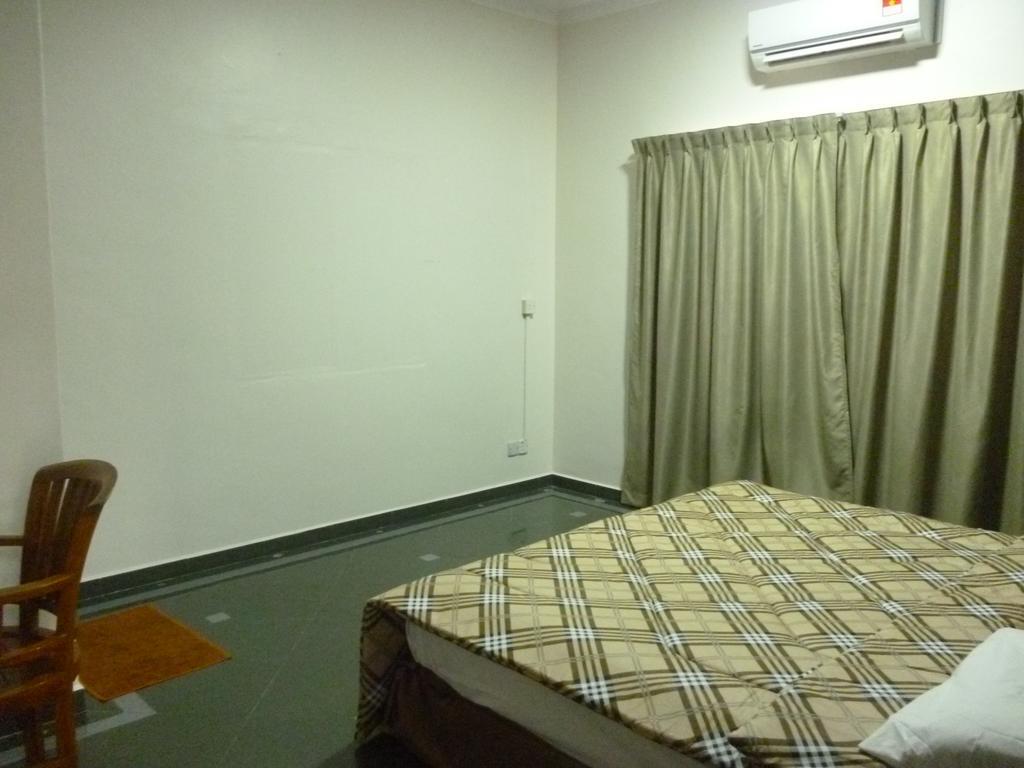 G Six Hotel Sitiawan Exterior foto