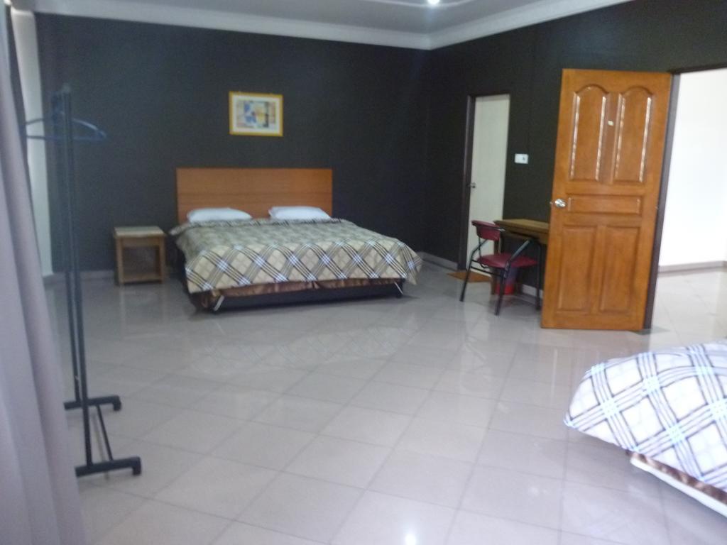 G Six Hotel Sitiawan Exterior foto
